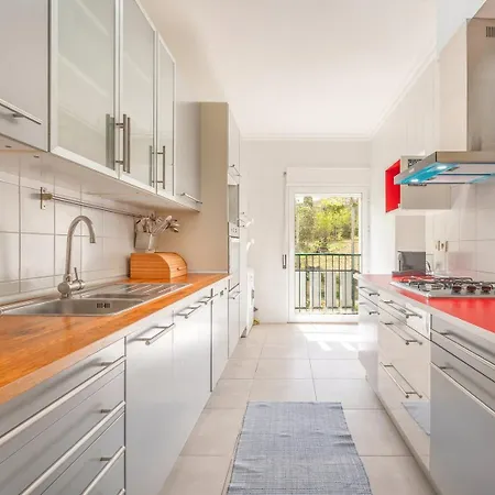 Appartamento Guestready - Artsy Delight Near Parque Das Nacoes Lisbona