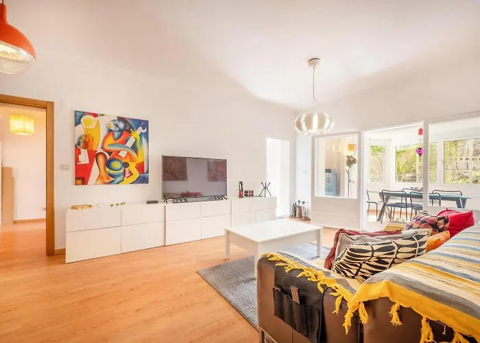 Guestready - Artsy Delight Near Parque Nacoes * Lisbona